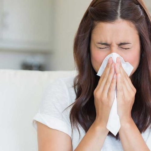 Sering Bersin dan Hidung Tersumbat? Bisa Jadi Rinitis Alergi!