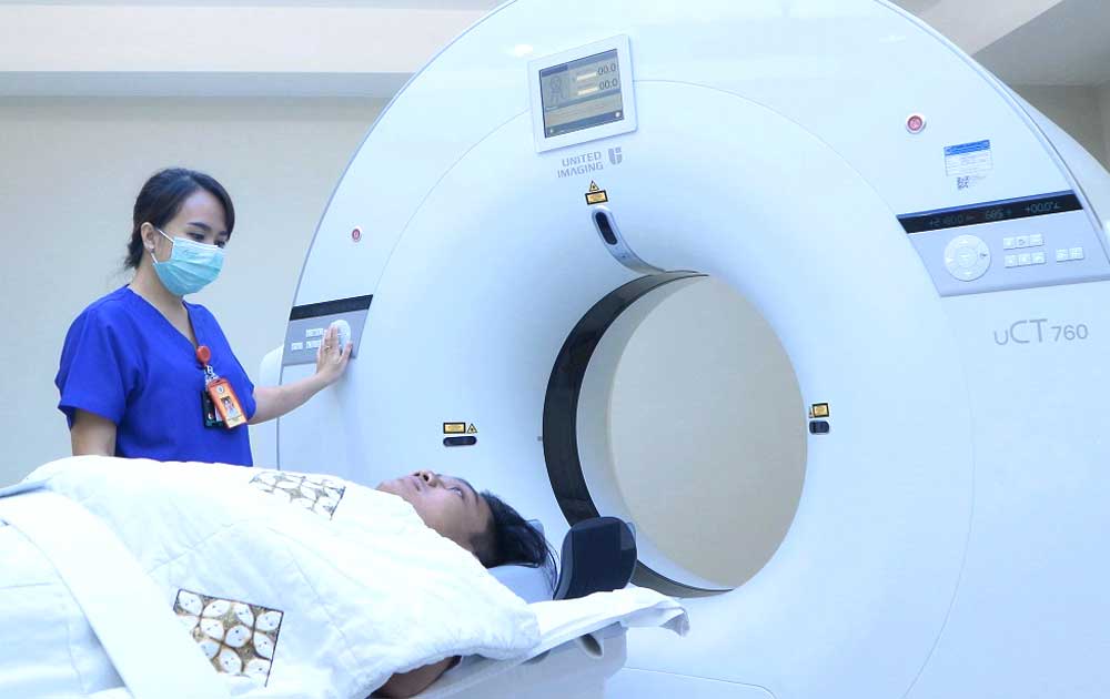 You are currently viewing Mengapa Reaksi Alergi Bisa Terjadi Saat Pemeriksaan CT-Scan atau MRI? Mengenali Kondisi Alergi Zat Kontras