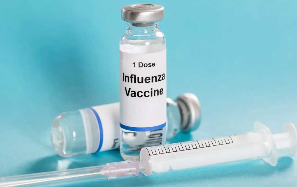 You are currently viewing Manfaat Vaksin Influenza pada Lansia: Perlindungan dari Flu dan Komplikasi